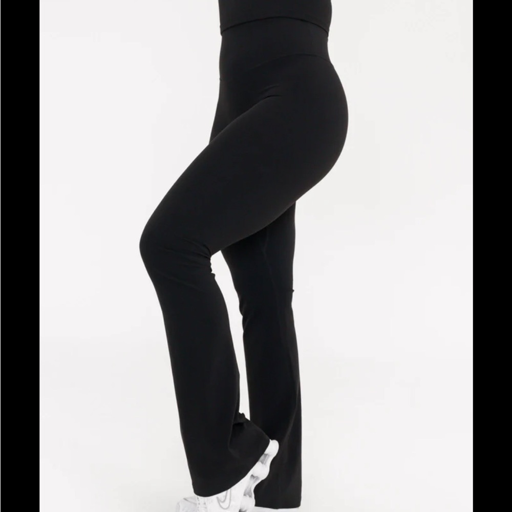 Vitality Yoga Pants